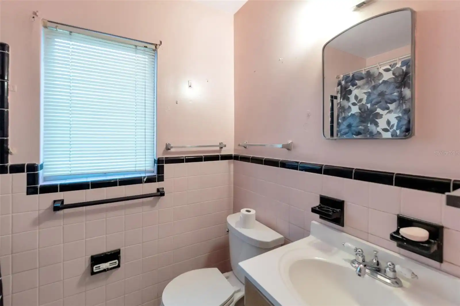 Listing Photo 6