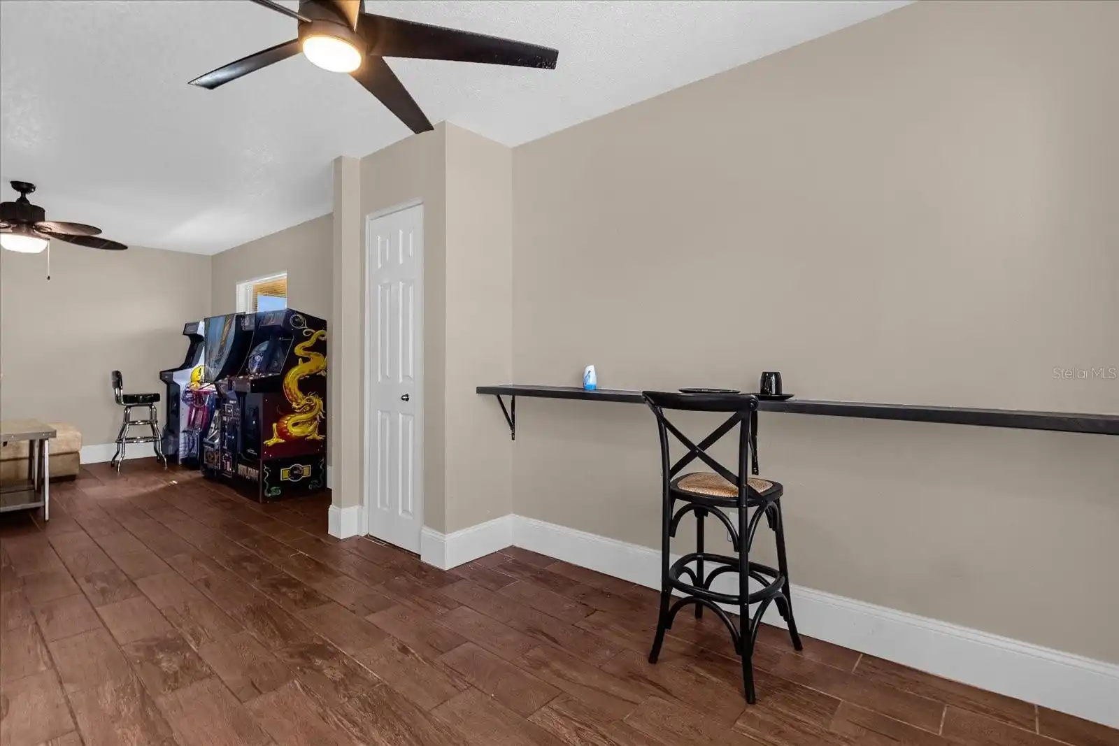 Listing Photo 6