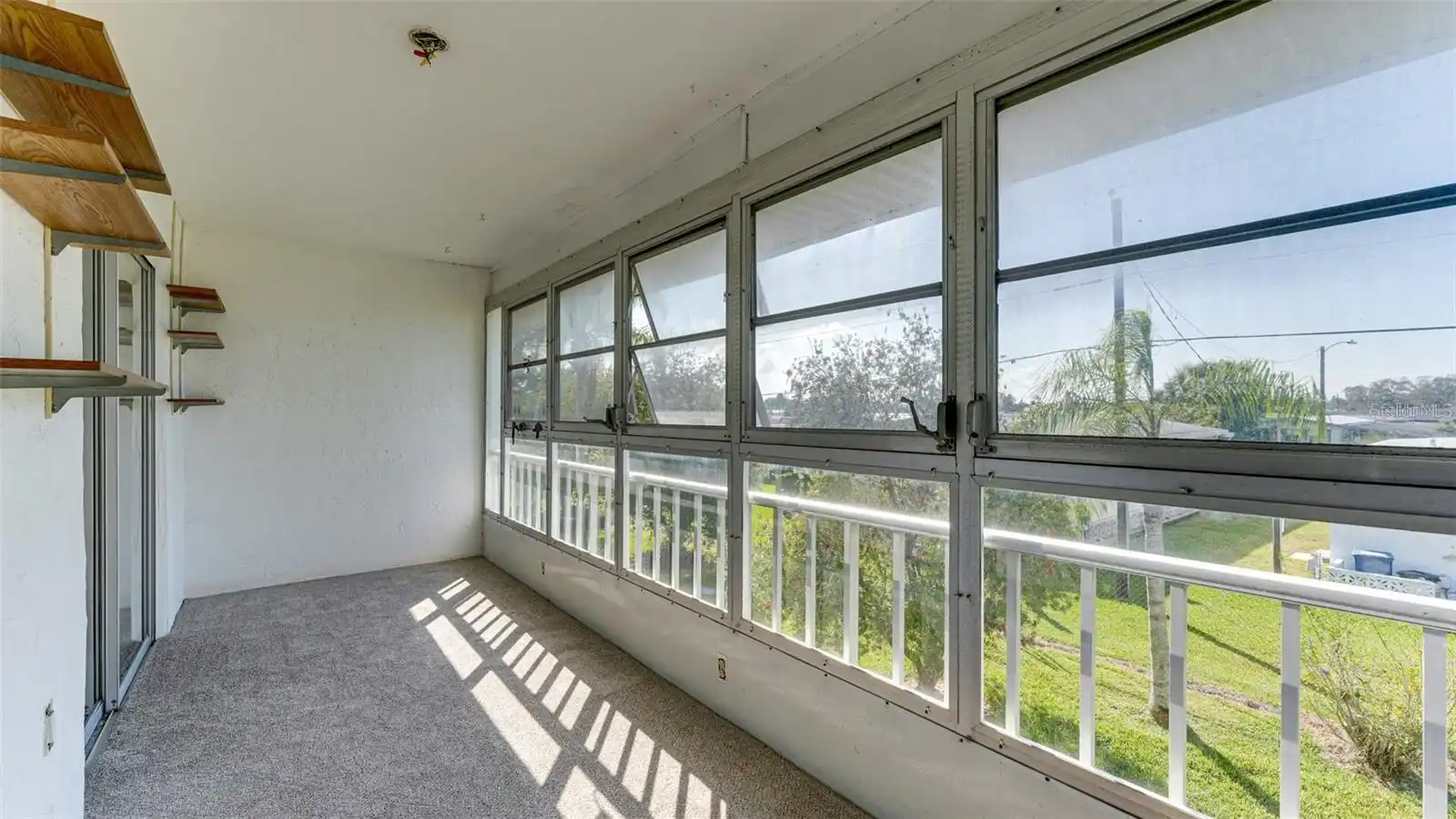 Listing Photo 9