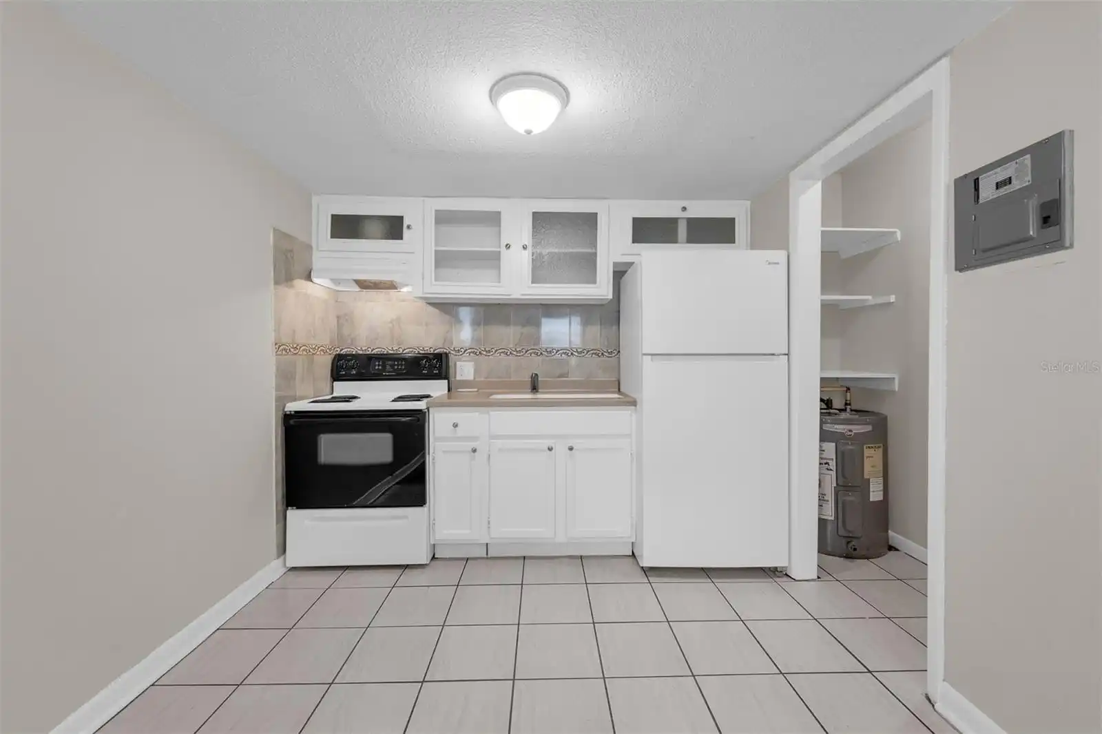 Listing Photo 8