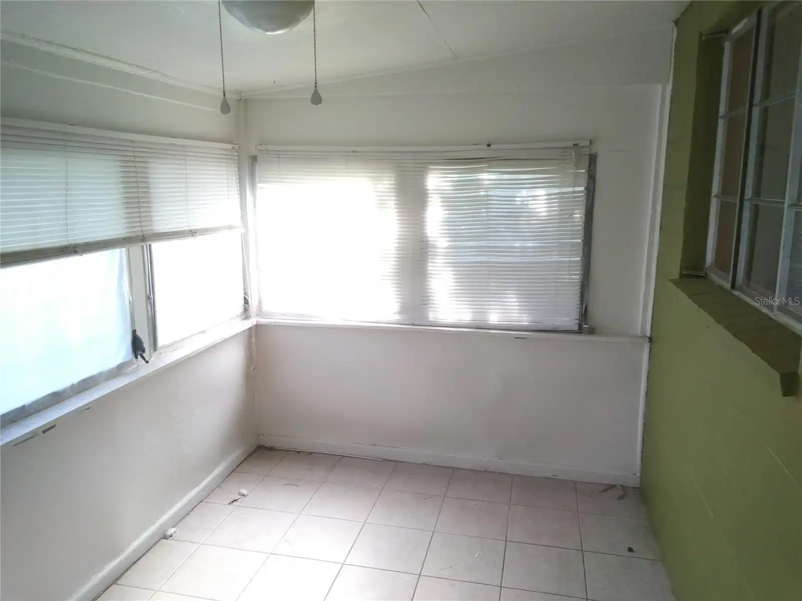 Listing Photo 12