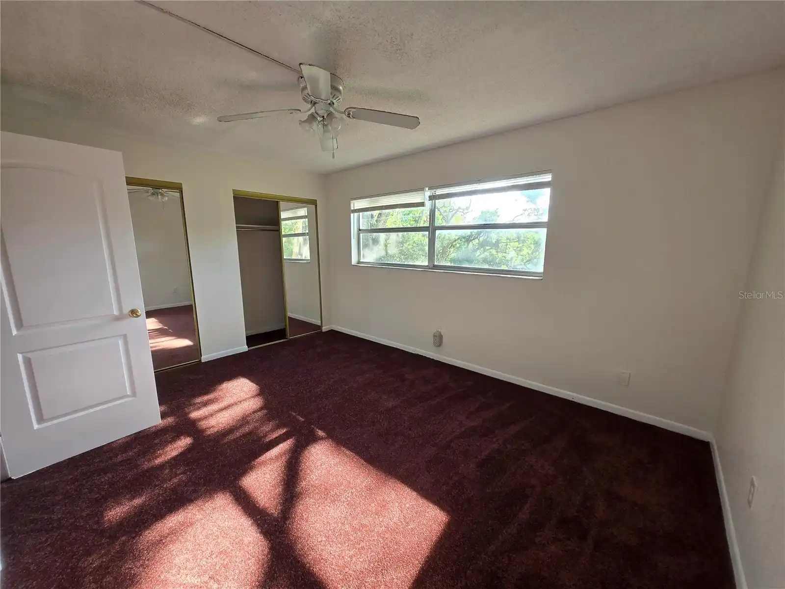 Listing Photo 9