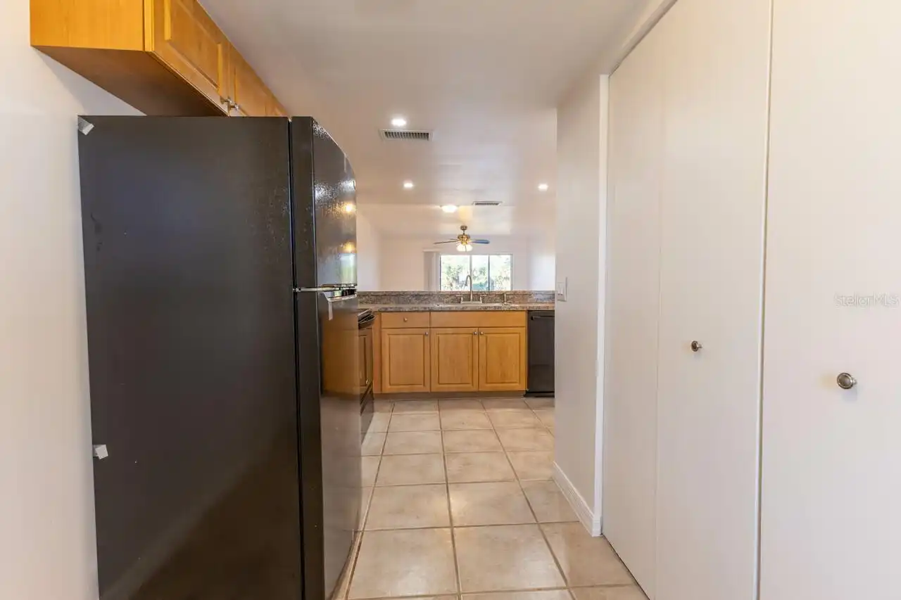 Listing Photo 16