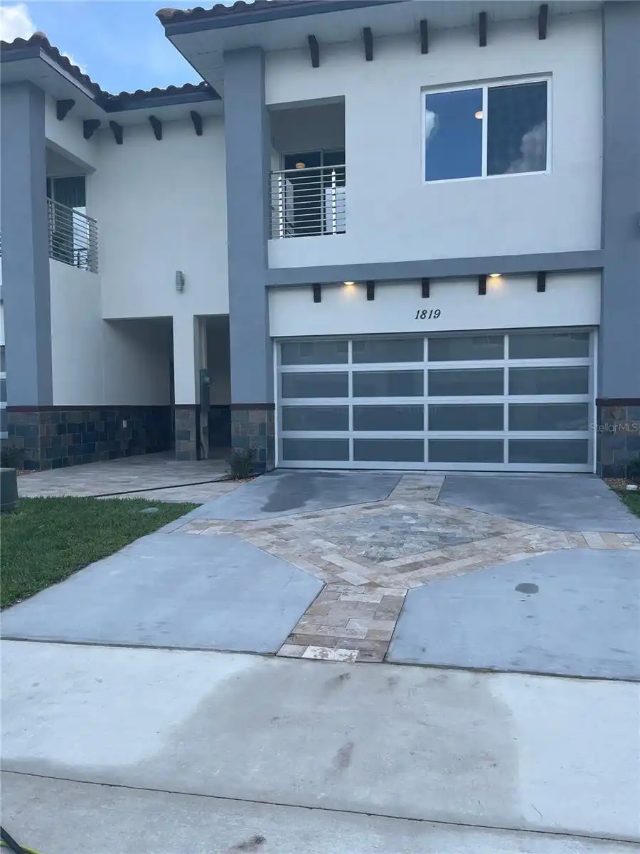 Davenport Real Estate