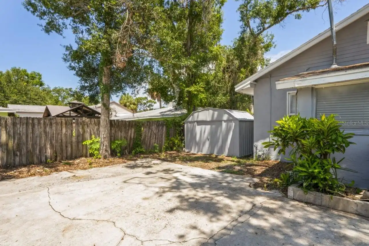 Listing Photo 15