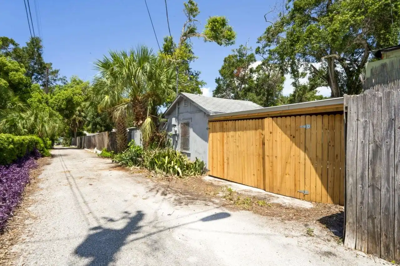 Listing Photo 13
