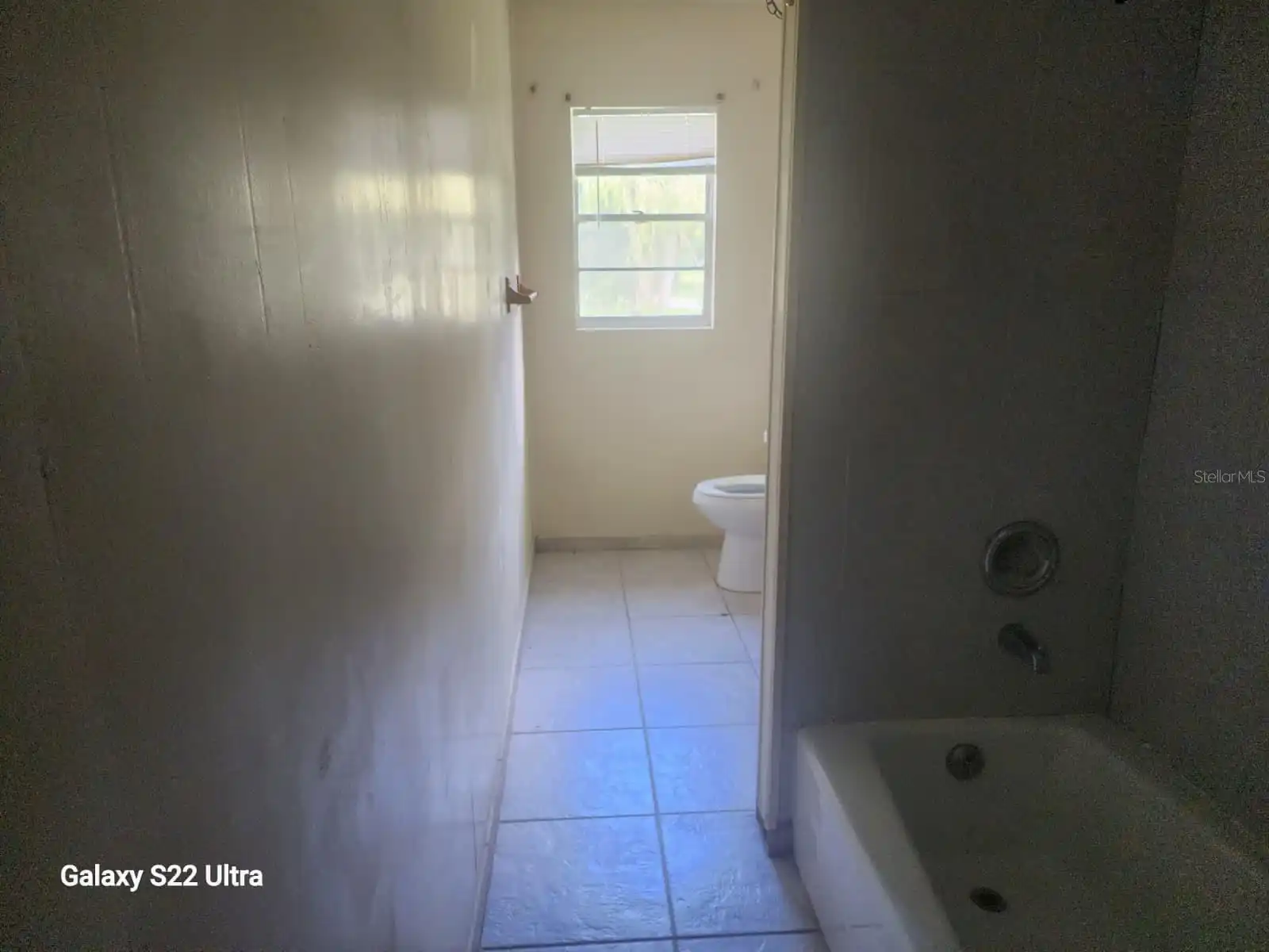 Listing Photo 11