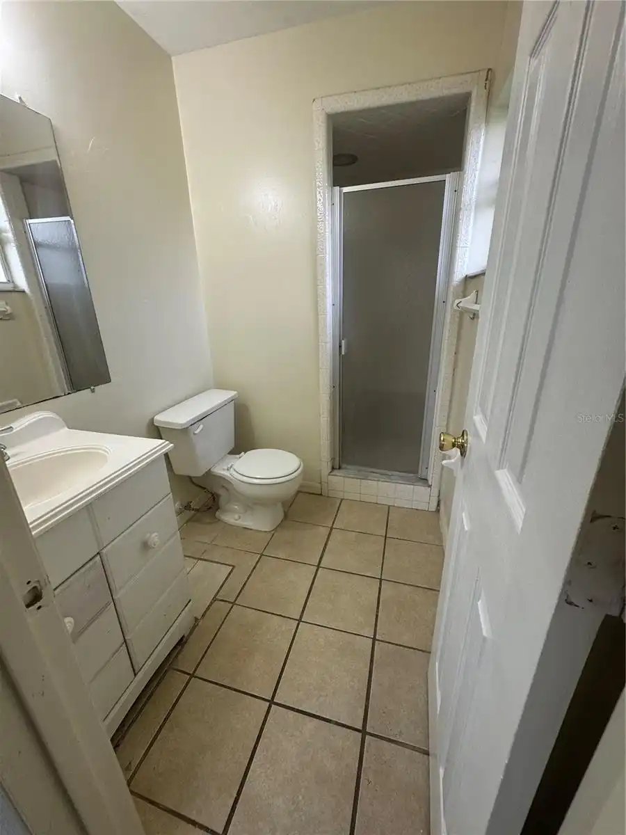 Listing Photo 6