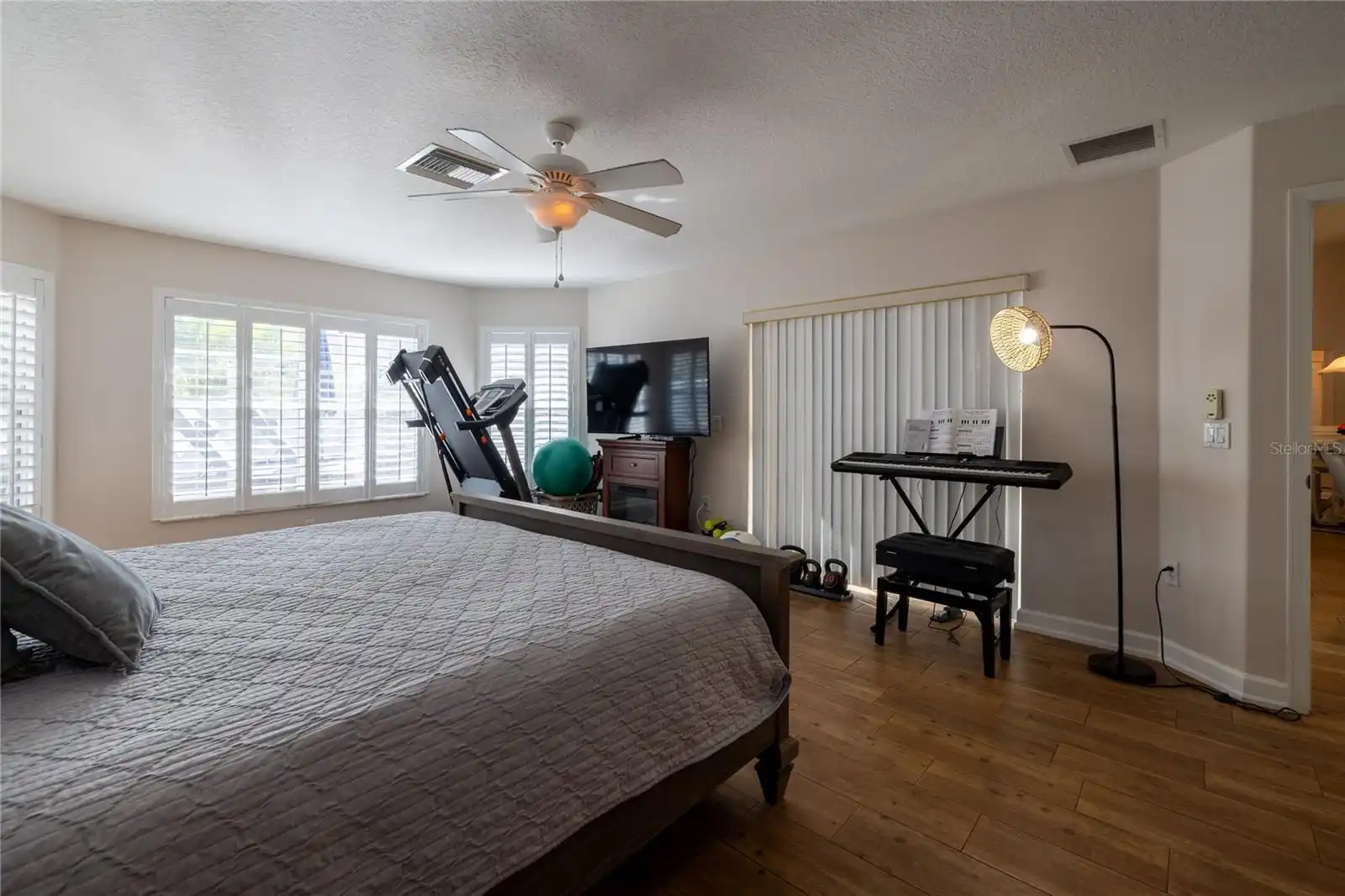Listing Photo 18