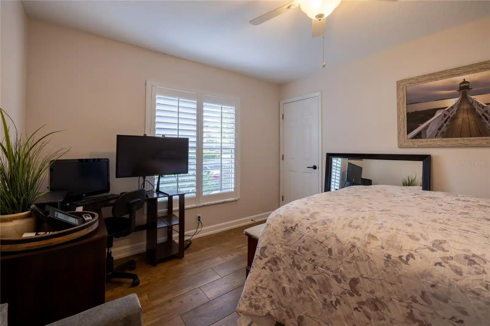 Listing Photo 16