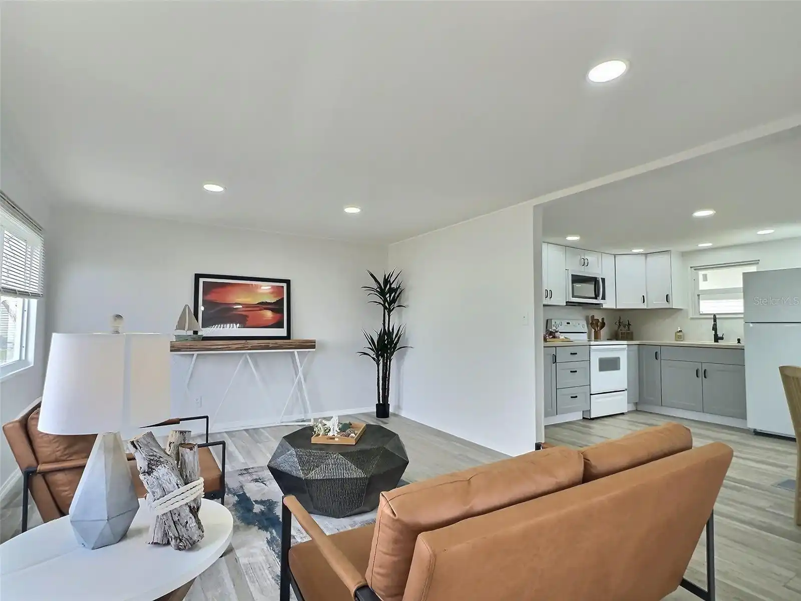 Listing Photo 10