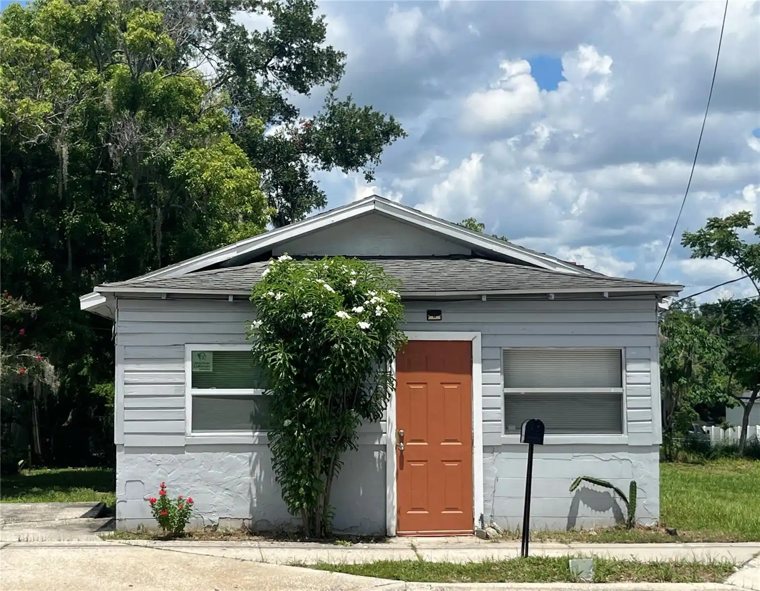 2BR, Residential Lease, 1BA, $1,049
Read More