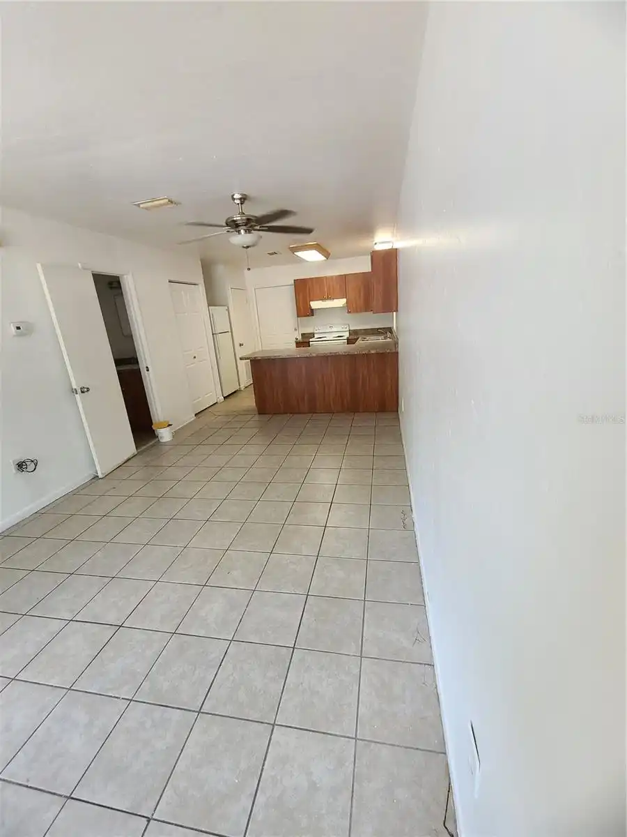 Listing Photo 14