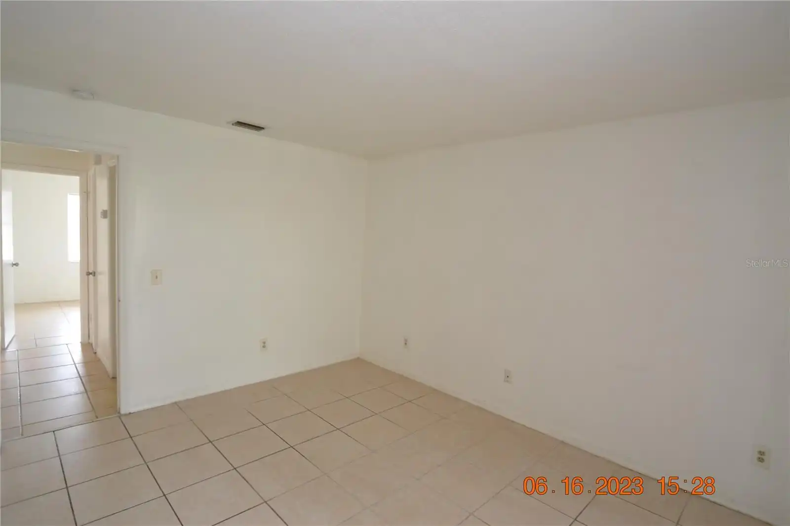 Listing Photo 14