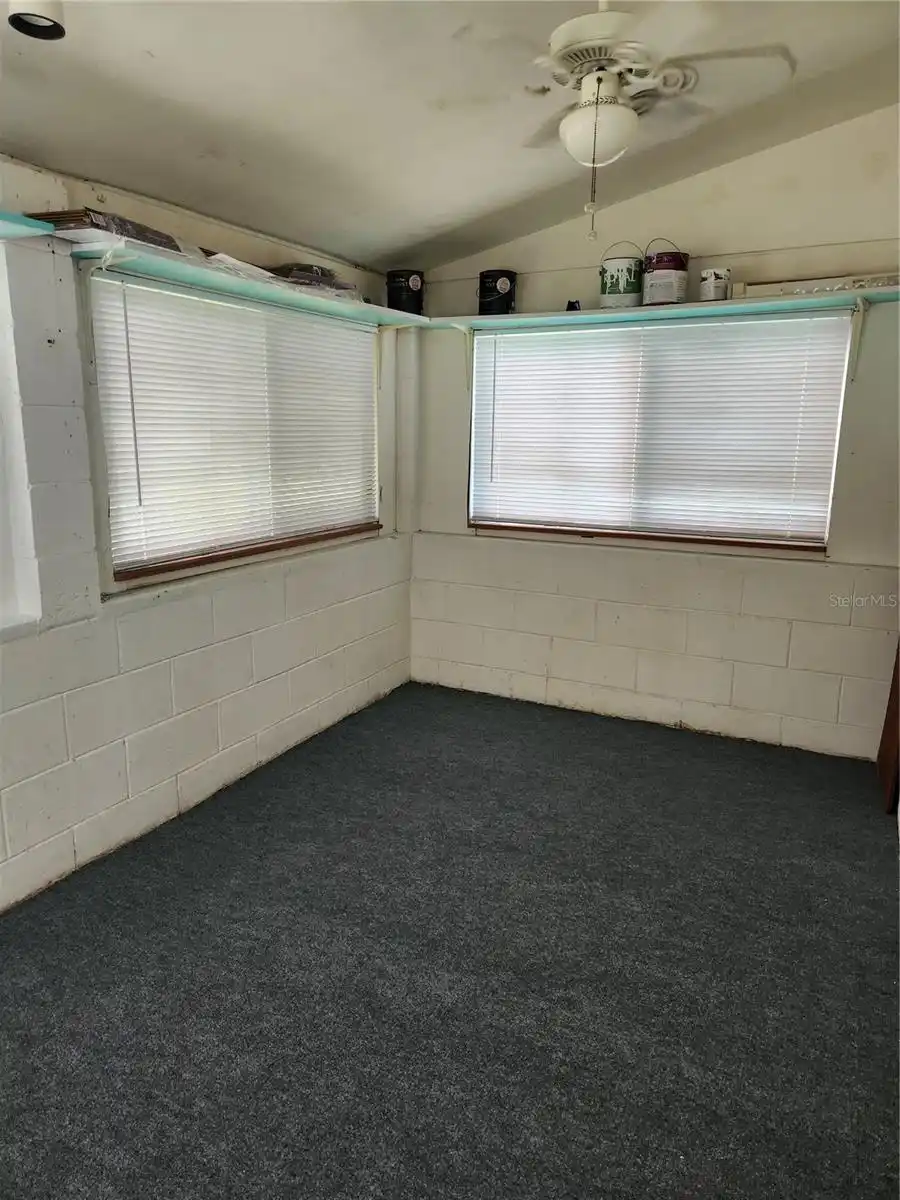 Listing Photo 10