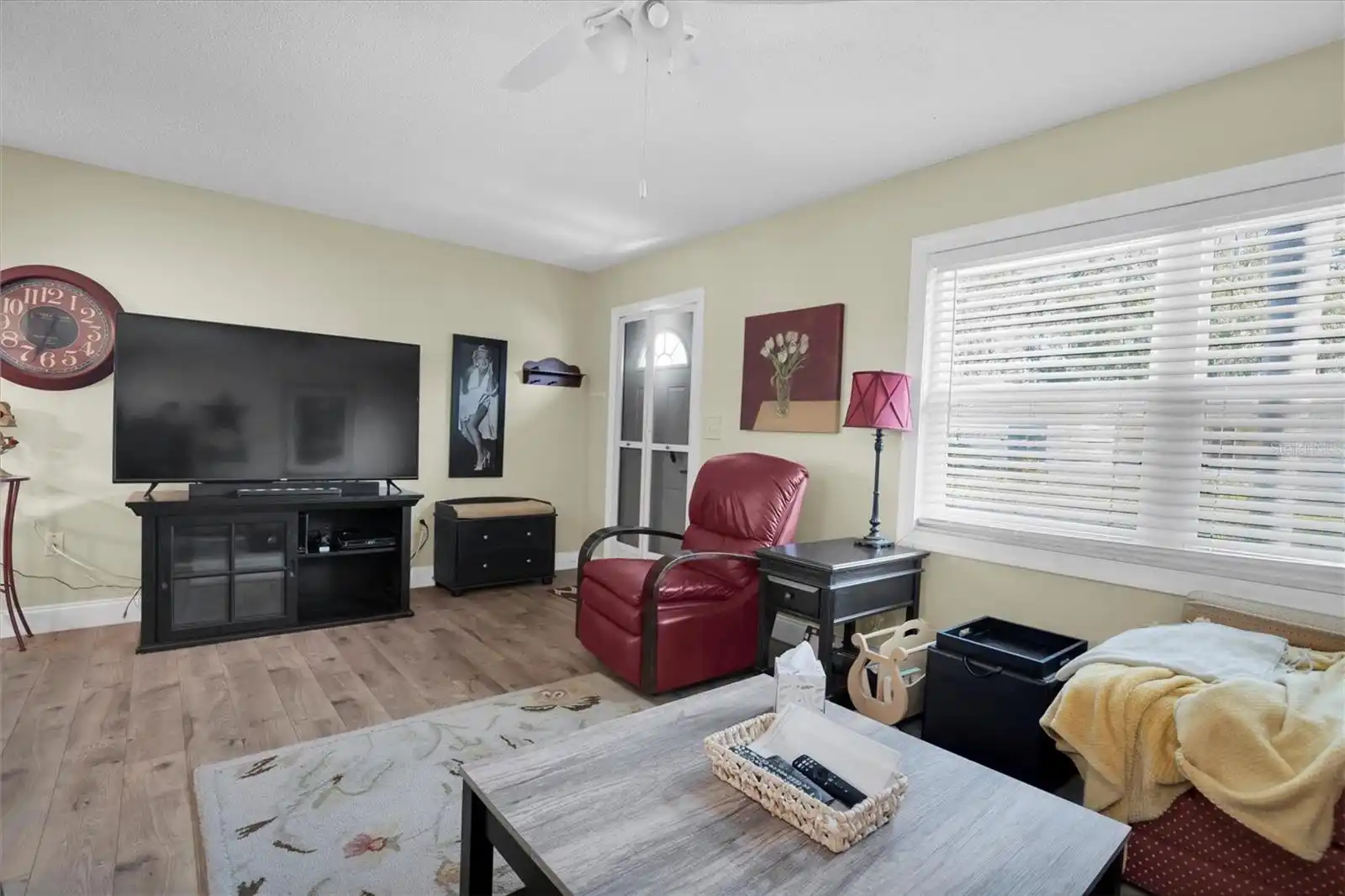 Listing Photo 6