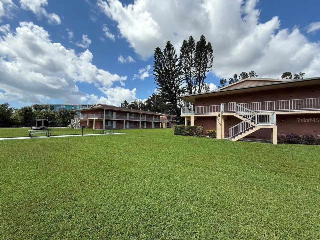 Listing Photo 17