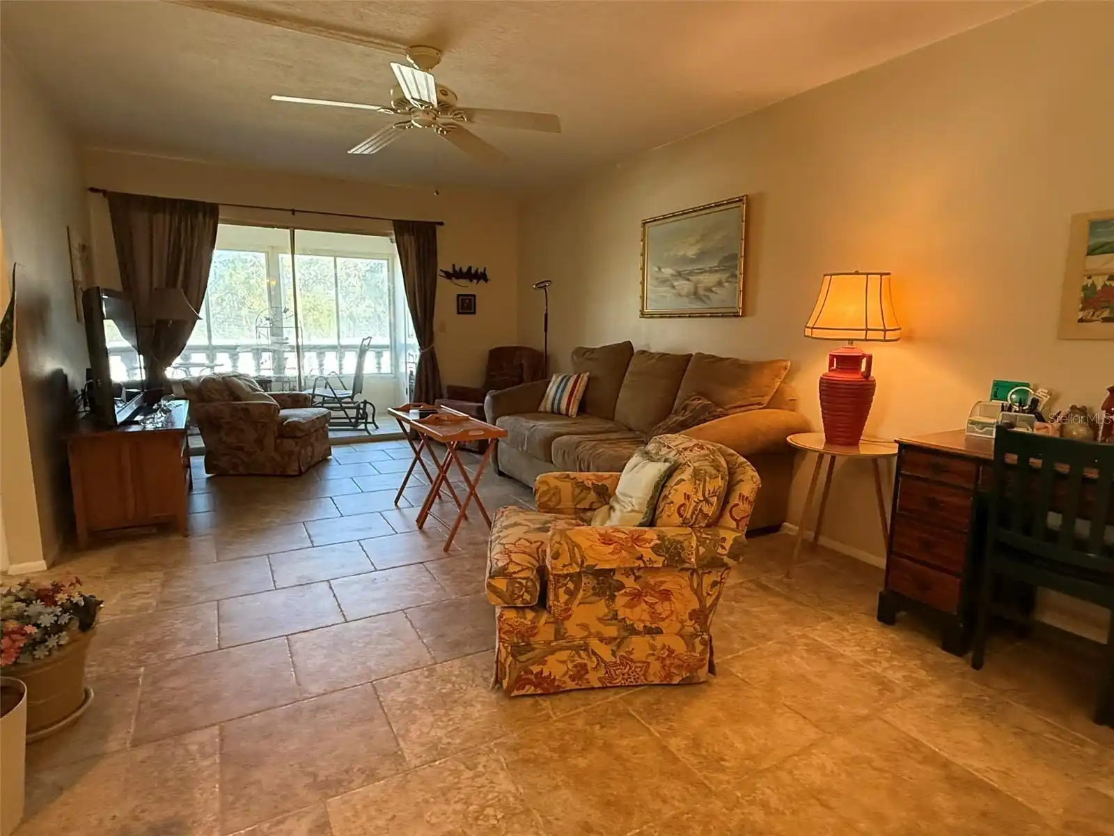 Listing Photo 7