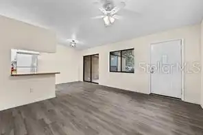 Listing Photo 7