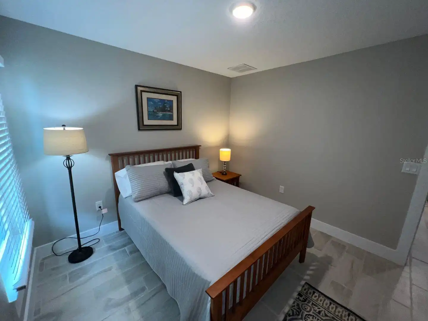 Listing Photo 8