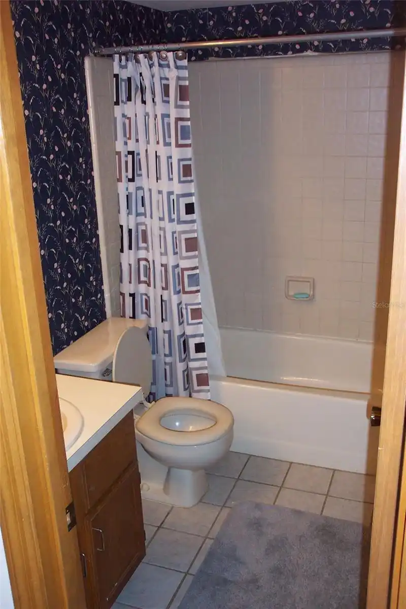 Listing Photo 7