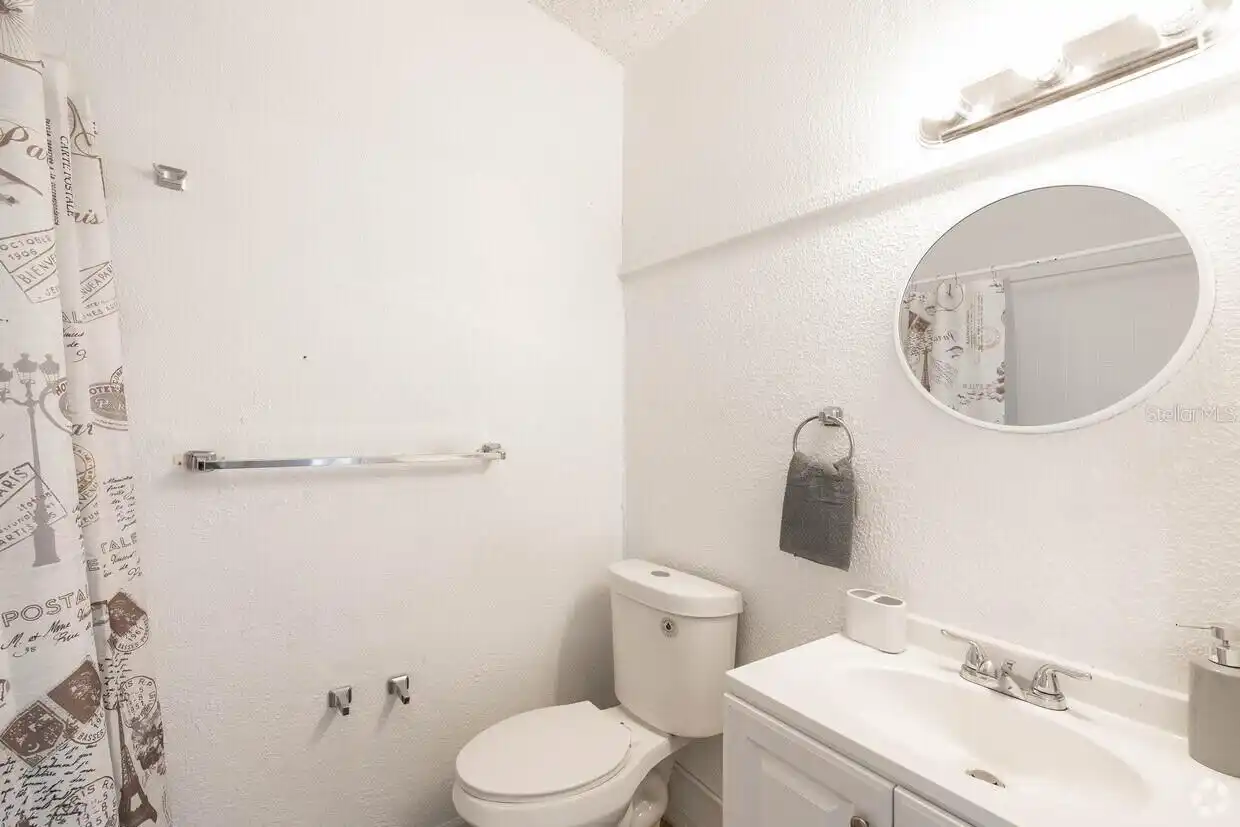 Listing Photo 15