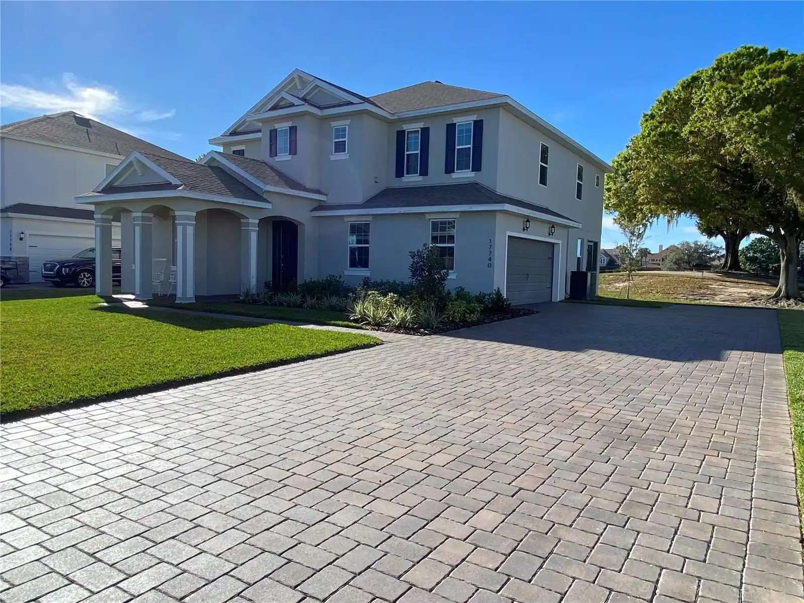Tavares Real Estate