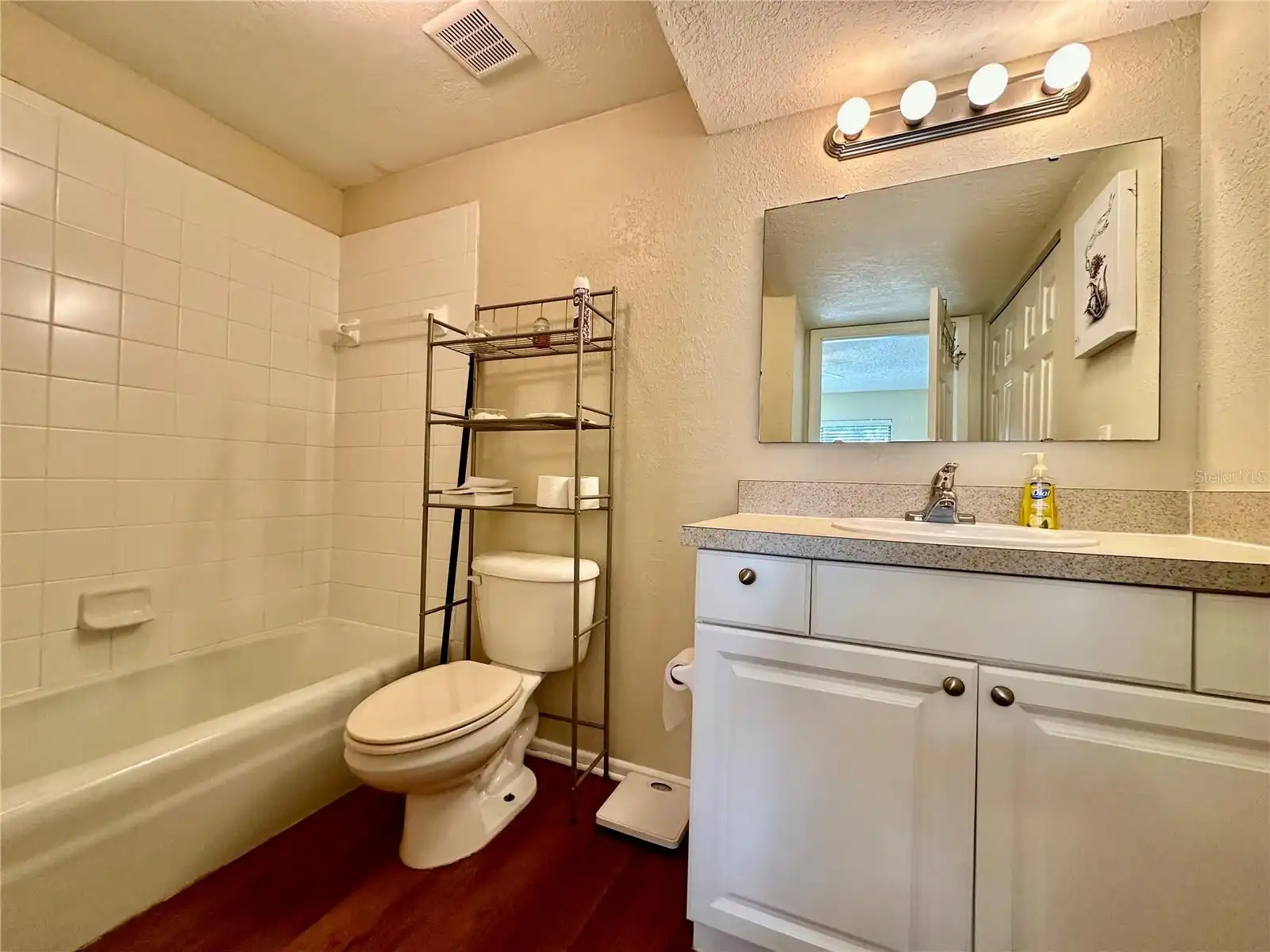 Listing Photo 27