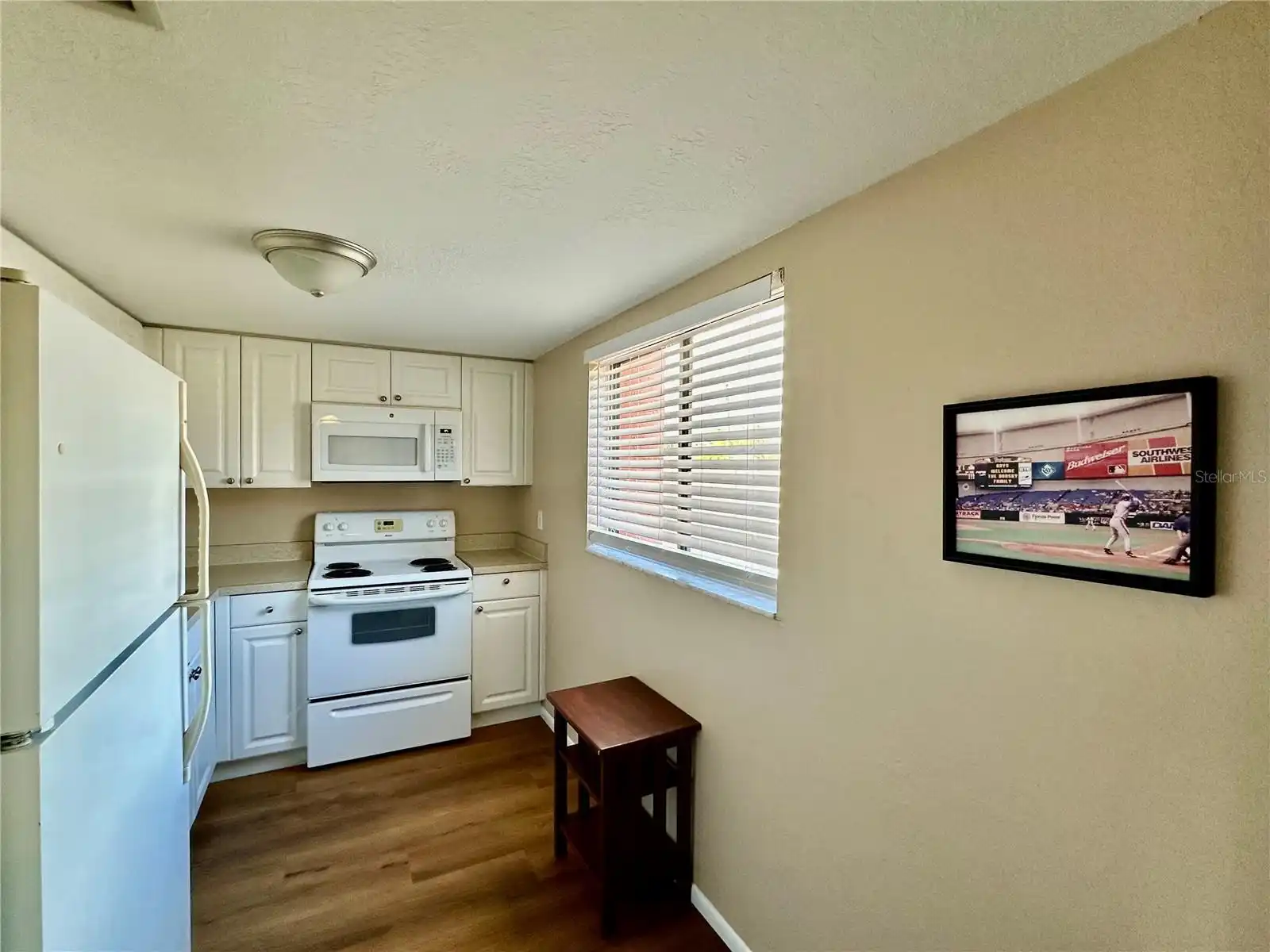 Listing Photo 14
