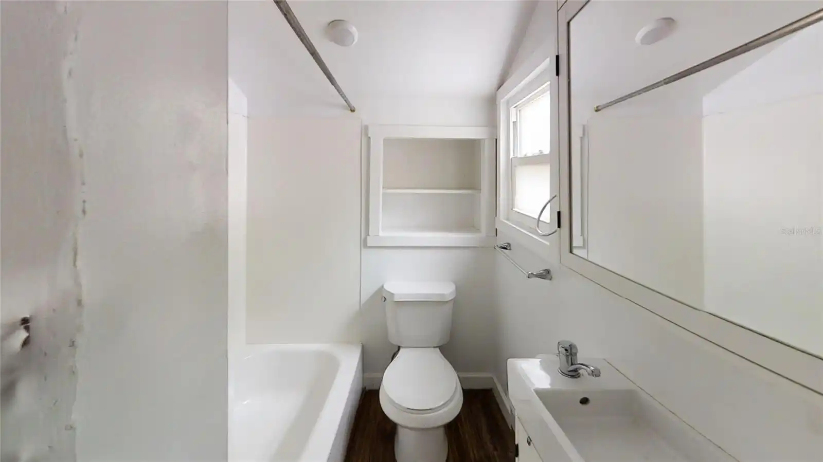 Listing Photo 17