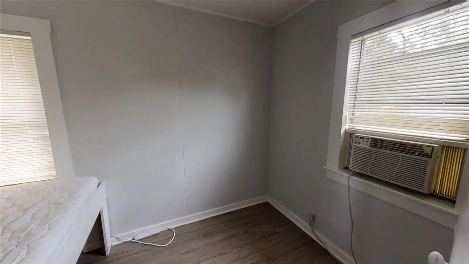 Listing Photo 16
