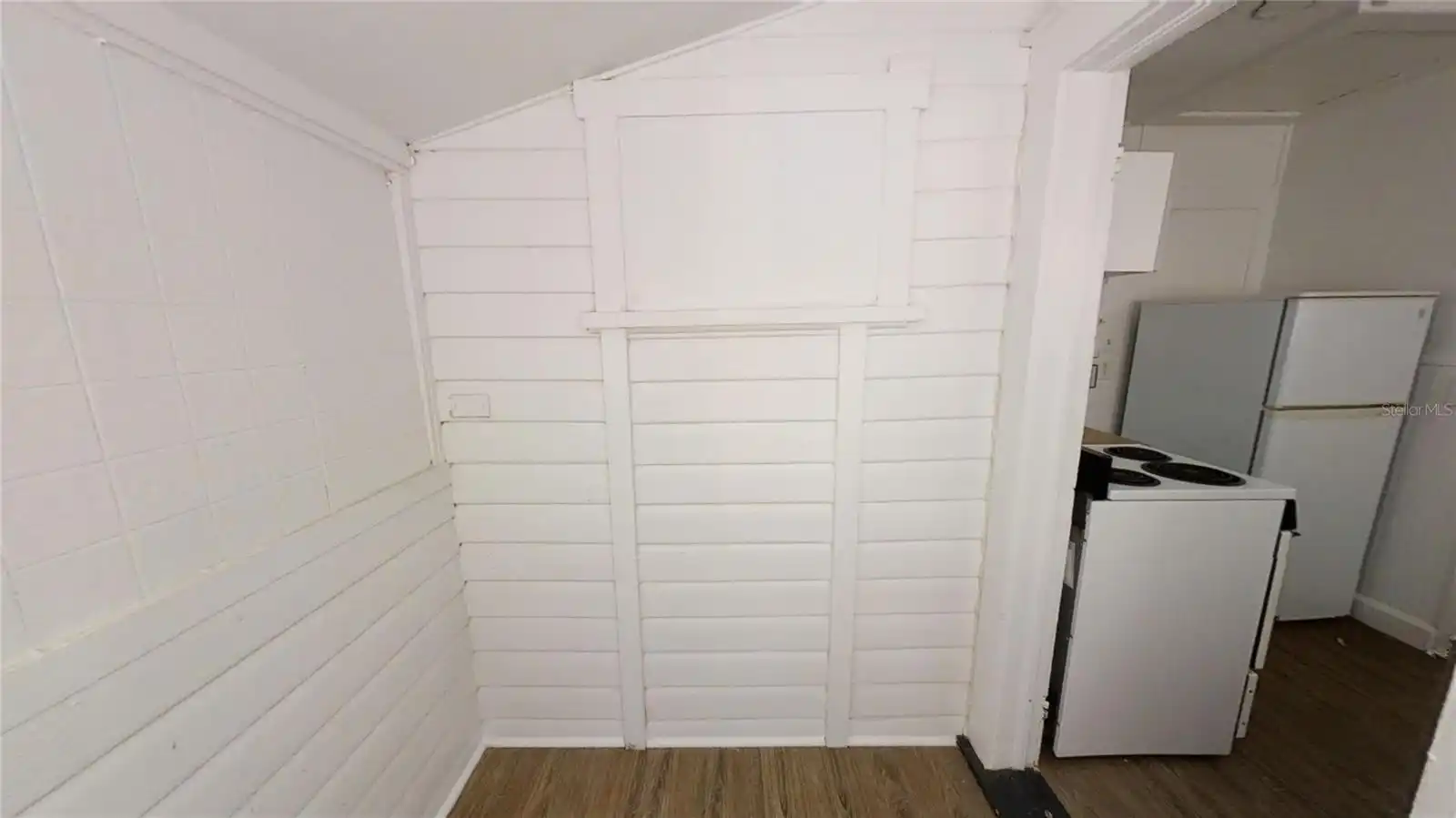 Listing Photo 14