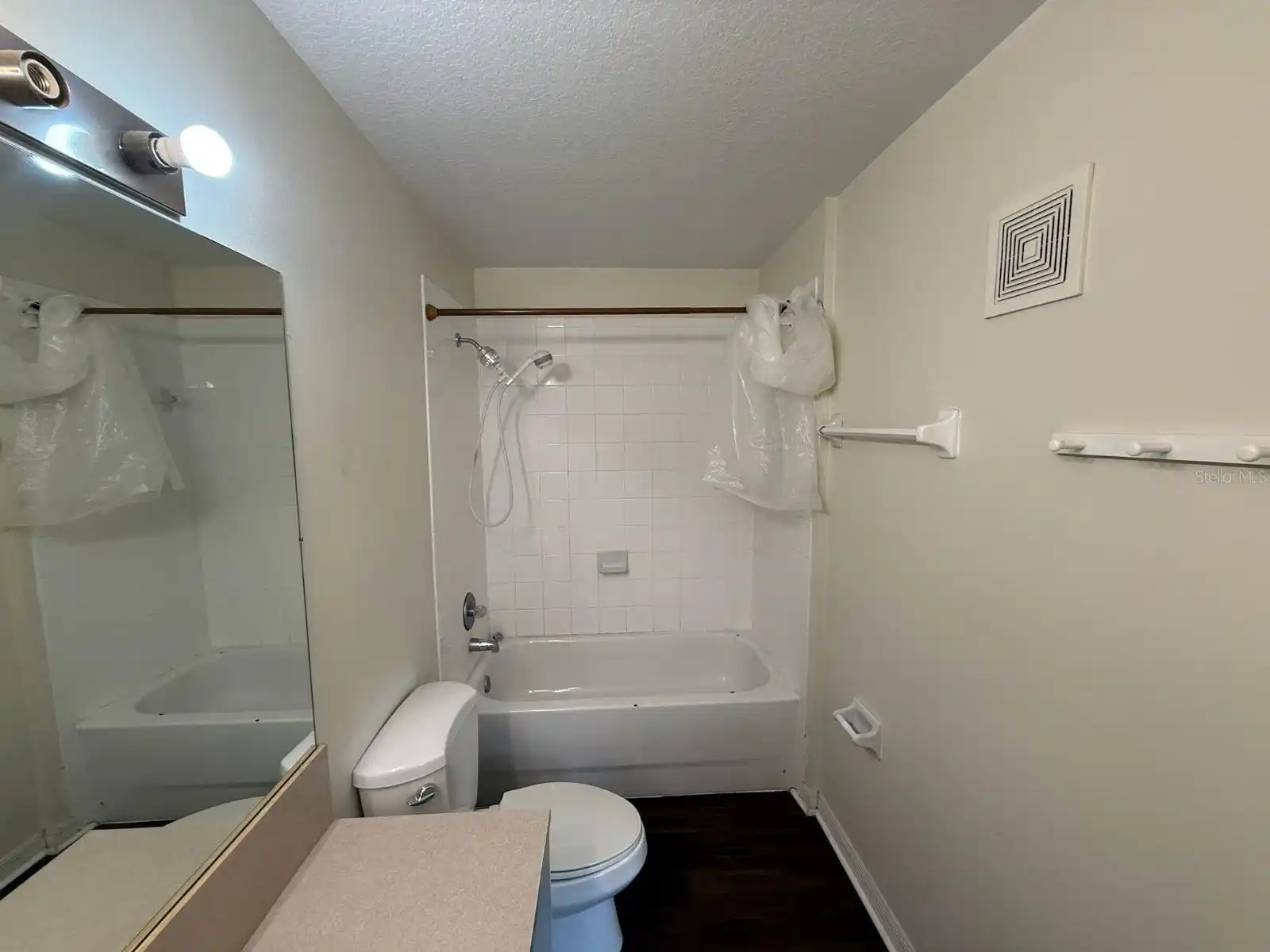 Listing Photo 13