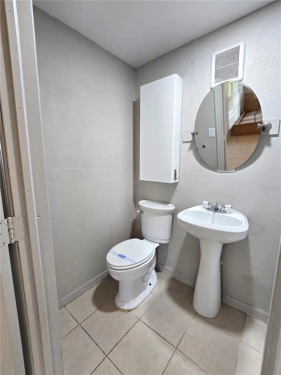 Listing Photo 10