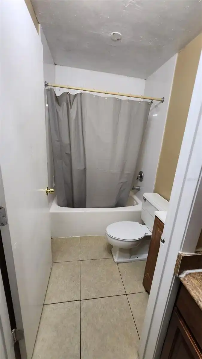 Listing Photo 7