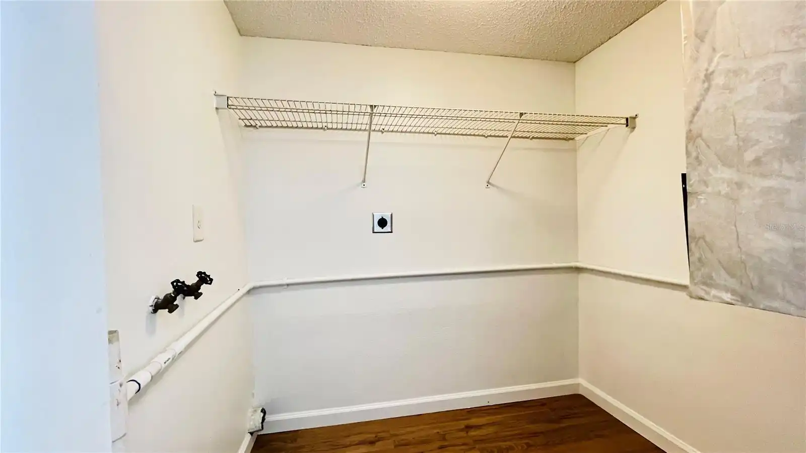Listing Photo 9