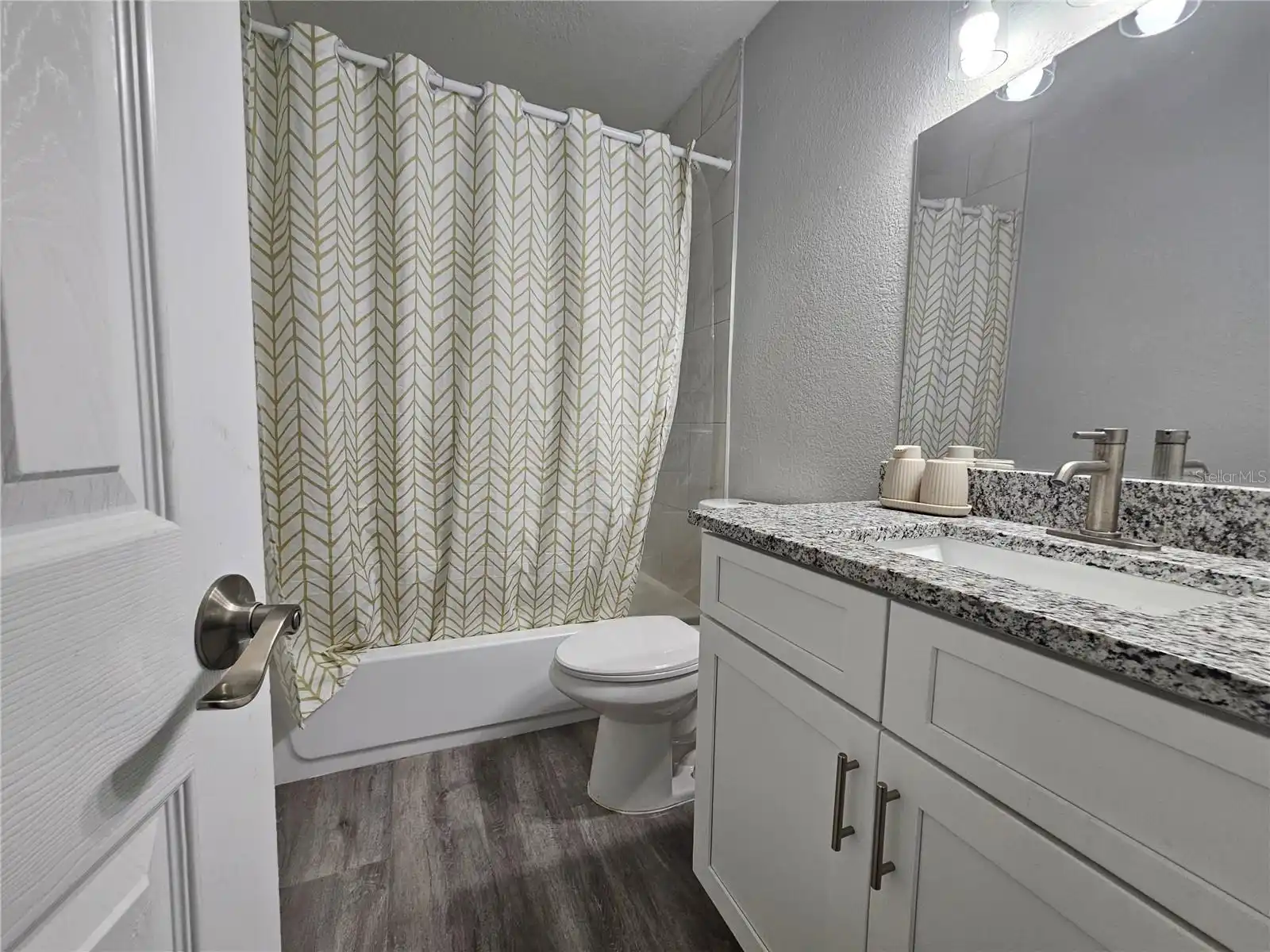 Listing Photo 7