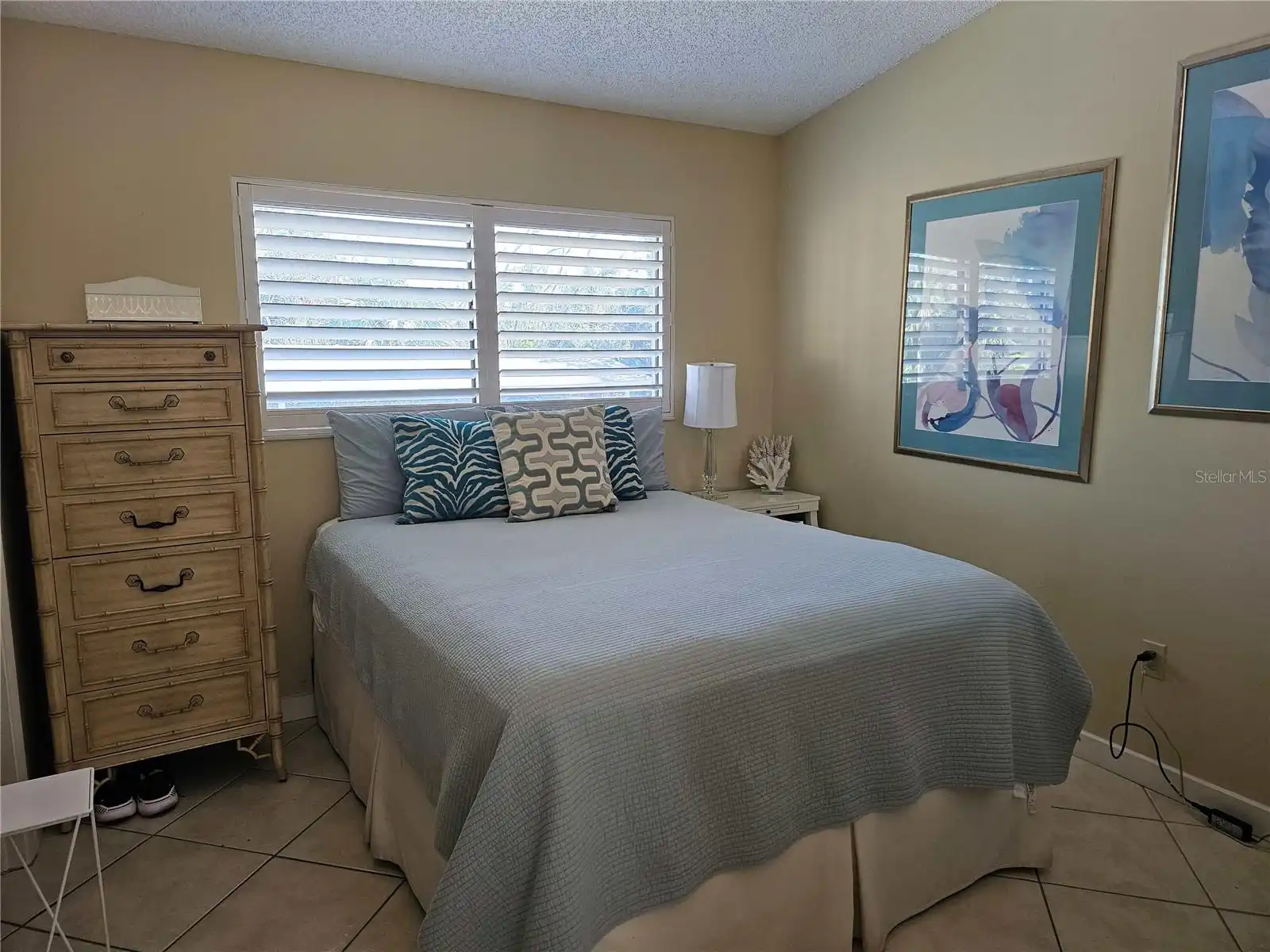 Listing Photo 8