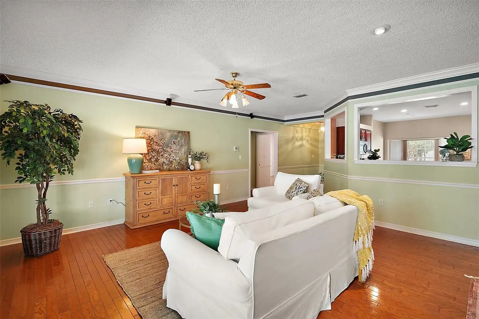 Listing Photo 7
