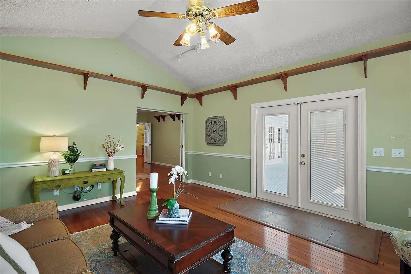 Listing Photo 28