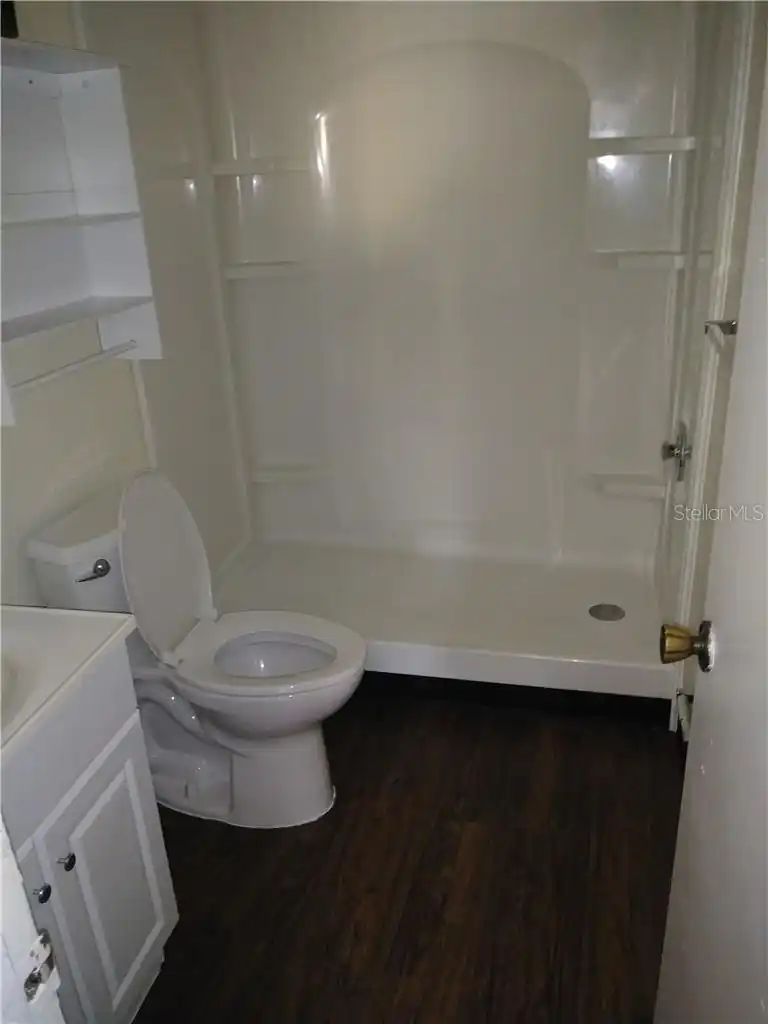 Listing Photo 7