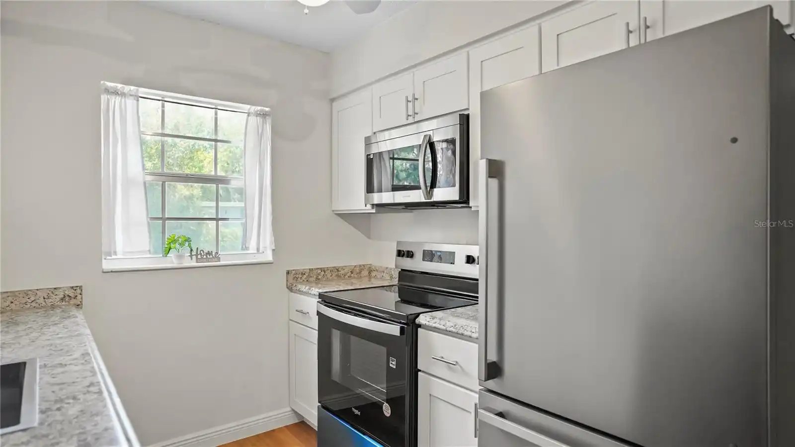 Listing Photo 6