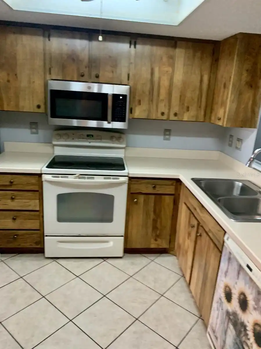 Listing Photo 18