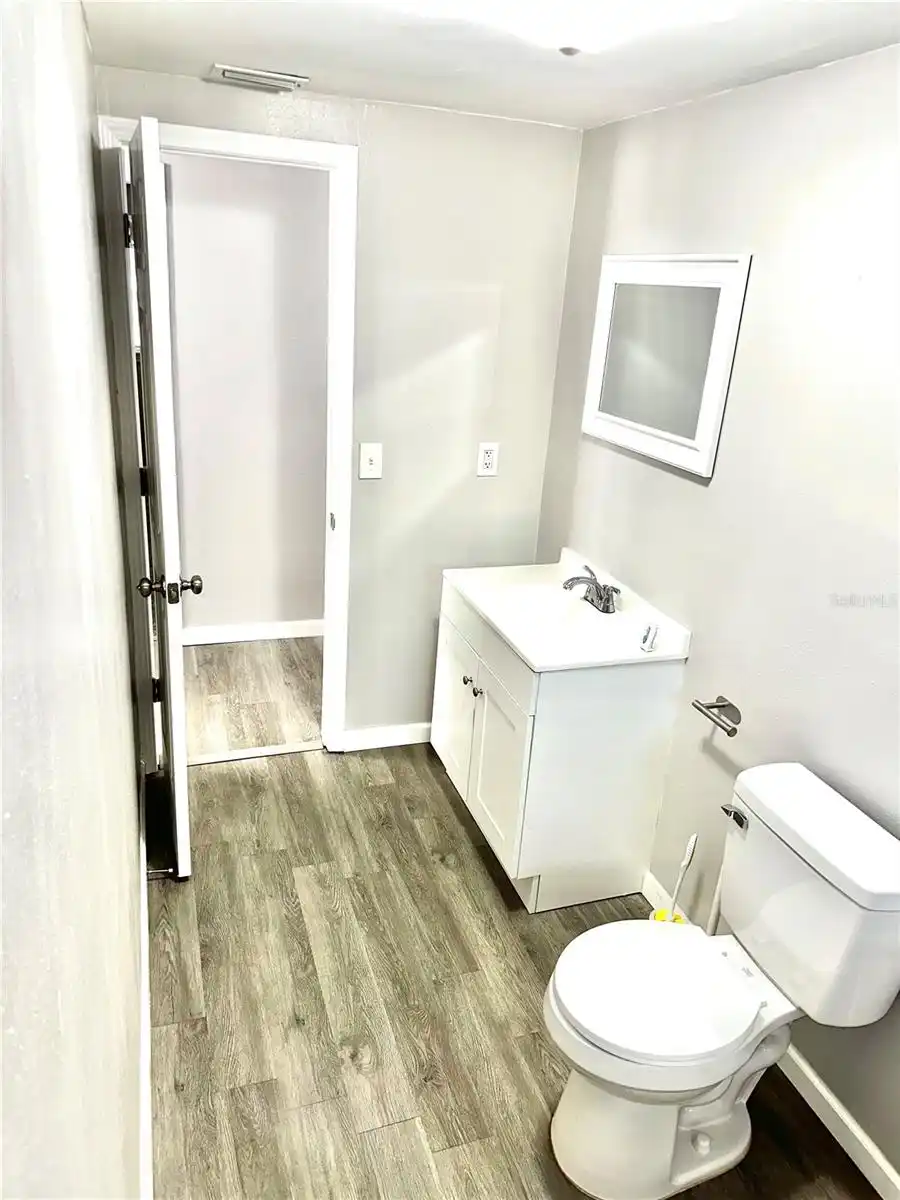 Listing Photo 17