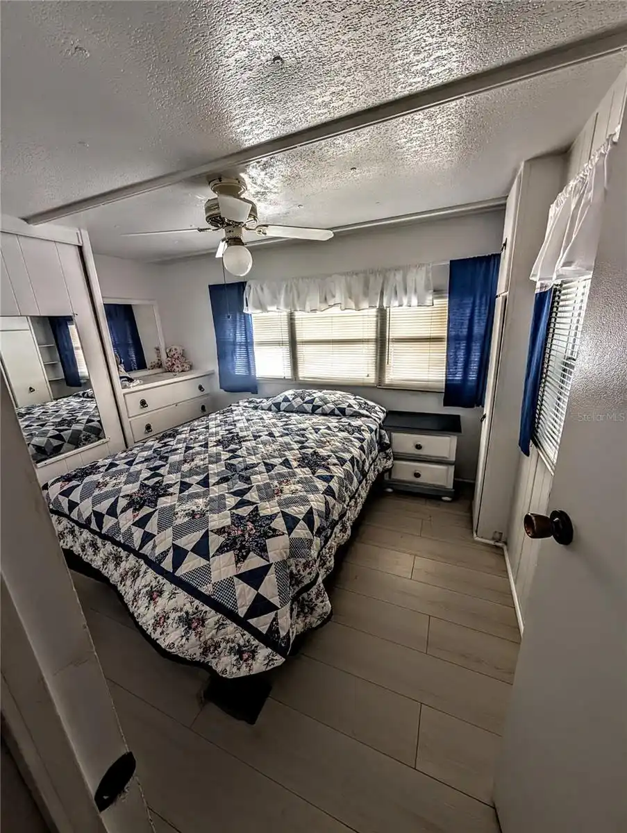 Listing Photo 18