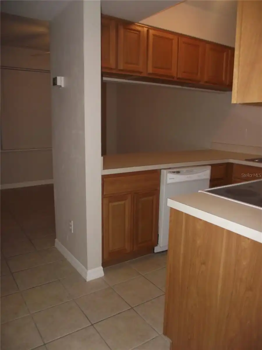 Listing Photo 12