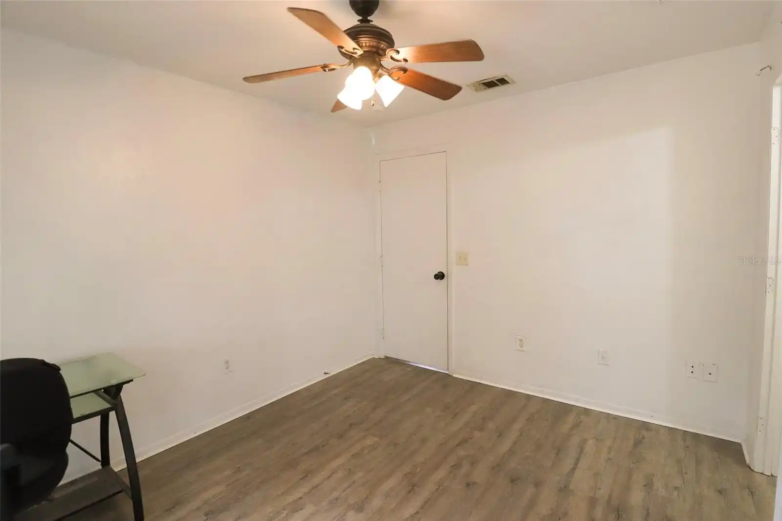 Listing Photo 13