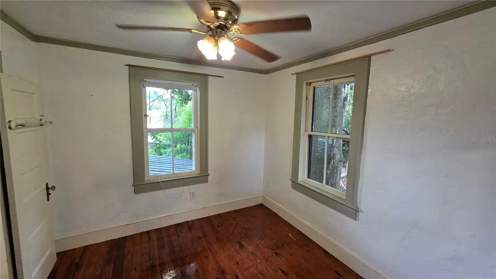 Listing Photo 7