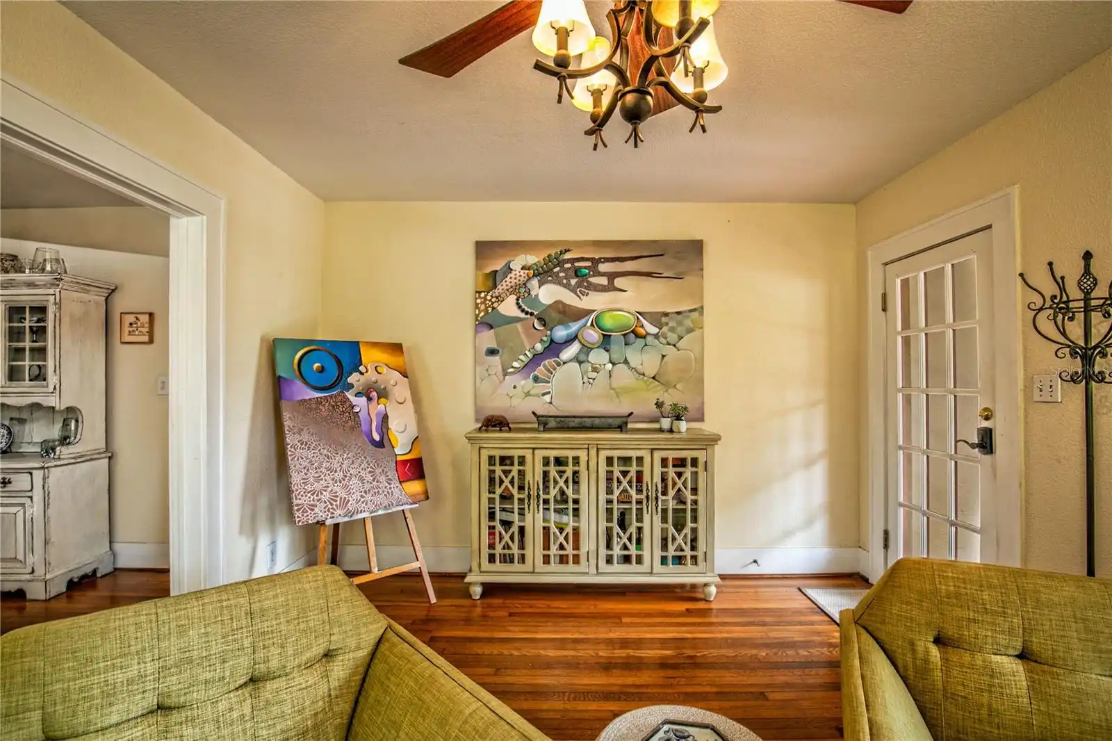 Listing Photo 12