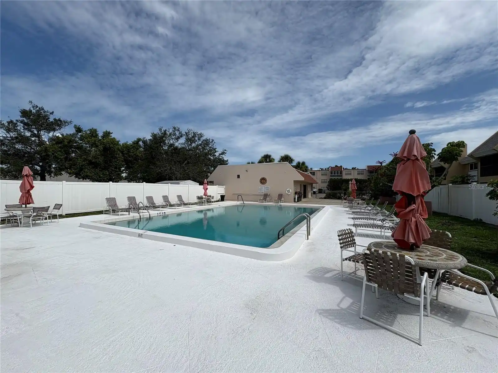 Listing Photo 17